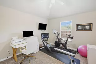 516 Magnolia Pkwy, Benbrook, TX 76126 - Photo 29