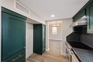 2708 S 2nd St, Waco, TX 76706 - Photo 13