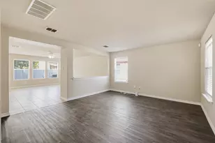 1159 Tomahawk Dr, Dallas, TX 75253 - Photo 3