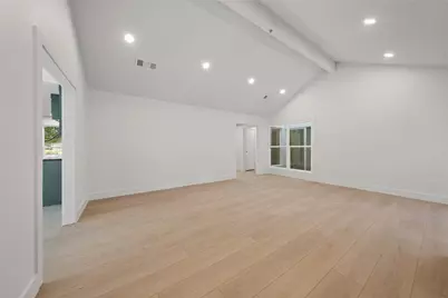9917 Sandalwood Drive, Woodway, TX 76712 - Photo 5
