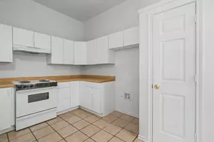 210 Joshua Blvd, Joshua, TX 76058 - Photo 11