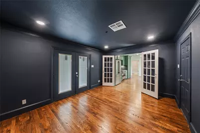 3909 Austin Avenue, Waco, TX 76710 - Photo 13