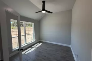 924 Eagles Way, Springtown, TX 76082 - Photo 3
