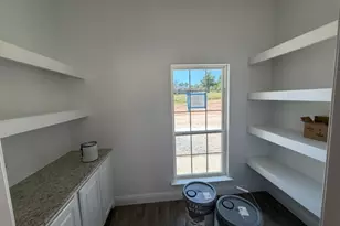 924 Eagles Way, Springtown, TX 76082 - Photo 9