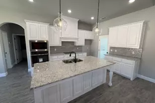 924 Eagles Way, Springtown, TX 76082 - Photo 7