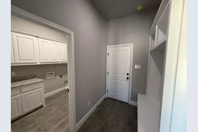 924 Eagles Way, Springtown, TX 76082 - Photo 11