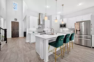 12789 Royal Oaks Ln, Farmers Branch, TX 75234 - Photo 9