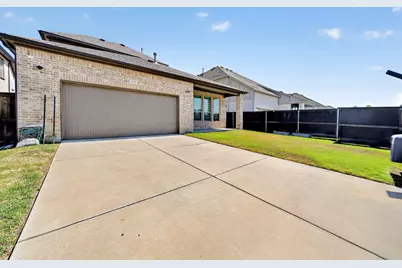 12789 Royal Oaks Lane, Farmers Branch, TX 75234 - Photo 35