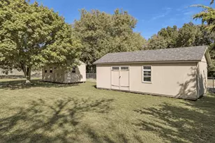 8912 S Hickory Rd, Krum, TX 76249 - Photo 31