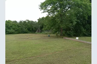 1701 Liberty Street, Bonham, TX 75418 - Photo 3