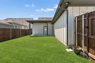 208 W 6th St, Justin, TX 76247 - Photo 31