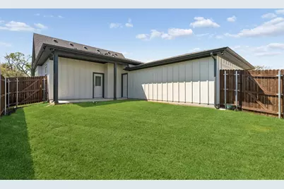 208 W 6th Street, Justin, TX 76247 - Photo 29