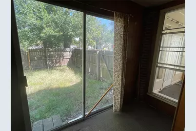 411 Corsicana Street E, Athens, TX 75751 - Photo 9