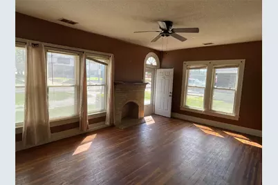 411 Corsicana Street E, Athens, TX 75751 - Photo 5