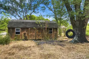1302 N Bailey St, Mexia, TX 76667 - Photo 21