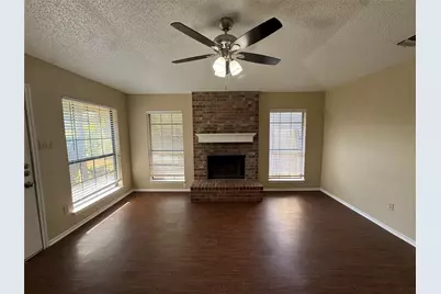 4117 Fossil Ridge Drive, Haltom City, TX 76137 - Photo 3