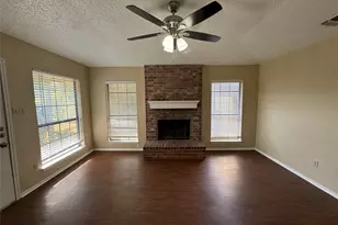 4117 Fossil Ridge Dr, Haltom City, TX 76137 - Photo 3