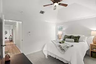 903 E Burnett St, Ennis, TX 75119 - Photo 21