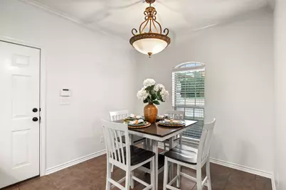 903 E Burnett Street, Ennis, TX 75119 - Photo 13