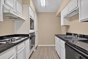 9696 Walnut St, Dallas, TX 75243 - Photo 13