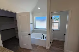 882 Eagles Way, Springtown, TX 76082 - Photo 13