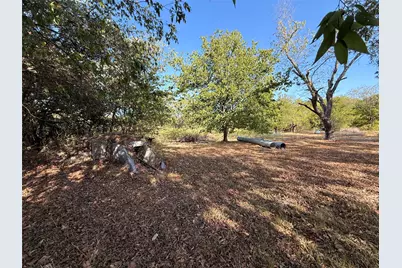 519 N Barron Road, Covington, TX 76636 - Photo 13