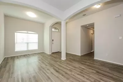 1906 Jasmine Drive, Lancaster, TX 75146 - Photo 9