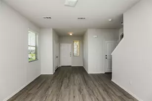 8305 Camellia Tree Ct, Fort Worth, TX 76123 - Photo 11