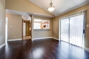 613 Hunters Glen St, Lewisville, TX 75067 - Photo 7