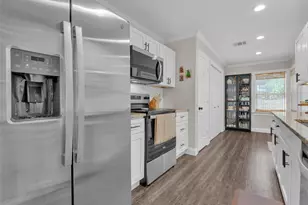 5400 Meadowbrook Dr, Fort Worth, TX 76112 - Photo 5