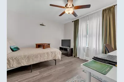 5400 Meadowbrook Drive, Fort Worth, TX 76112 - Photo 23