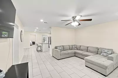 703 W Milam Street, Ennis, TX 75119 - Photo 9