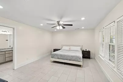 703 W Milam Street, Ennis, TX 75119 - Photo 15