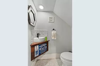 300 W College Street, Grapevine, TX 76051 - Photo 19