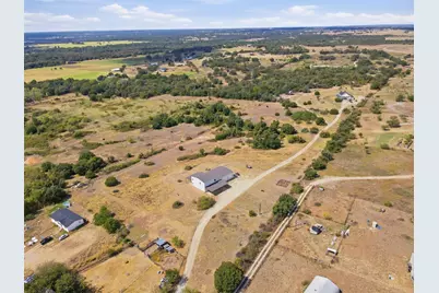 3933 Sarra Lane, Springtown, TX 76082 - Photo 35
