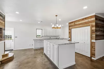 3933 Sarra Lane, Springtown, TX 76082 - Photo 13