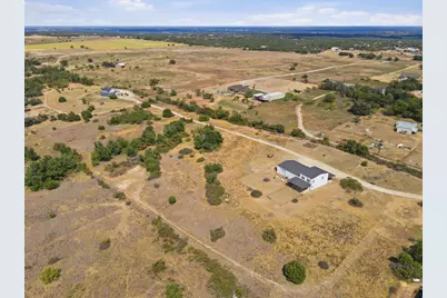 3933 Sarra Lane, Springtown, TX 76082 - Photo 37