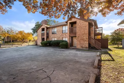 406 E Denton Drive #36, Euless, TX 76039 - Photo 3