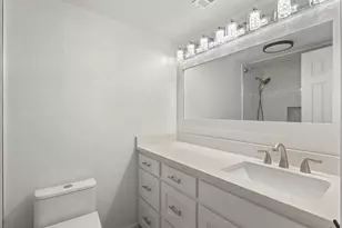 1424 Meadowood Village Dr, Fort Worth, TX 76120 - Photo 21