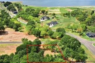 703 Clubview Dr, Mabank, TX 75143 - Photo 1