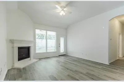 1404 Suttonview Drive, McKinney, TX 75071 - Photo 13
