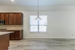1404 Suttonview Dr, McKinney, TX 75071 - Photo 9