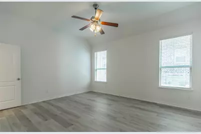 1404 Suttonview Drive, McKinney, TX 75071 - Photo 15