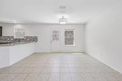 908 Blackberry Trail, Fort Worth, TX 76120 - Photo 5