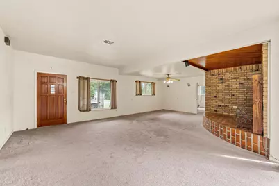 1314 W 9th Street, Clifton, TX 76634 - Photo 5
