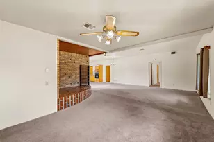 1314 W 9th St, Clifton, TX 76634 - Photo 7