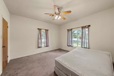 1314 W 9th Street, Clifton, TX 76634 - Photo 15