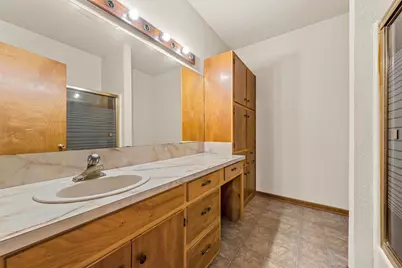 1314 W 9th Street, Clifton, TX 76634 - Photo 17