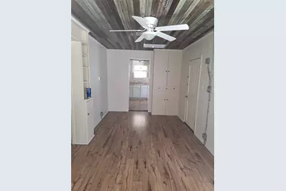 101.5 E Hallsell, Decatur, TX 76234 - Photo 5