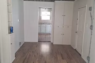 101 5 E Hallsell, Decatur, TX 76234 - Photo 5